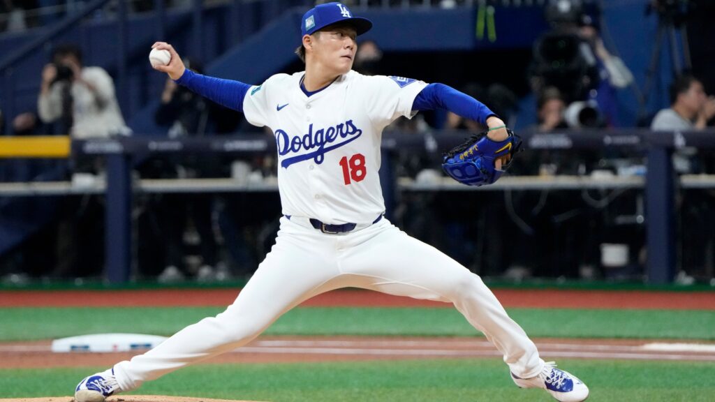 Yamamoto lanza juego completo y los Dodgers toman ventaja de 2-0 en la Serie de Campeonato de la Liga Nacional