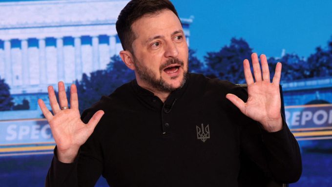 Zelenski no quiere reunirse a solas con Trump