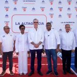 Abinader anuncia soluciones de alcantarillado, agua potable y energía en Higüey