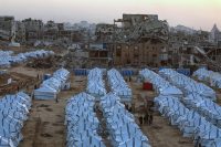 Israel lanza una oleada de bombardeos en toda Gaza y mata al menos a 20 personas