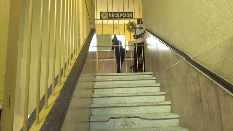 Recluso preventivo muere en cárcel del Palacio de Justicia de Ciudad Nueva; familia denuncia negligencia