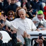 El papa pide "tomar posición" frente a las injusticias y las desigualdades