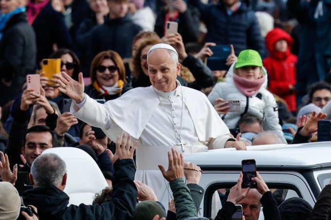 El papa pide "tomar posición" frente a las injusticias y las desigualdades