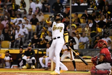 Águilas extienden su dominio y superan 3-1 a los Toros para lograr su séptima victoria seguida