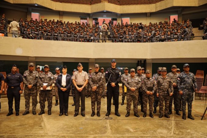 Policía Nacional despliega 2,421 nuevos agentes en todo el país
