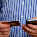 Lo que recomiendan los bancos para evitar fraudes durante Black Friday y Navidad