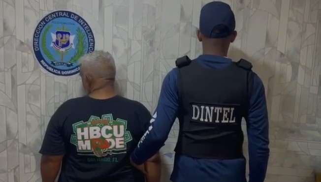 PN apresa hombre por realizar disparos al aire con arma de fuego ilegal en San Juan