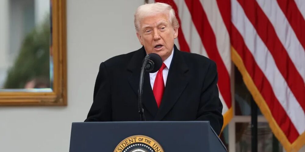 Trump advierte de que se considere el espacio aéreo de Venezuela «cerrado en su totalidad»