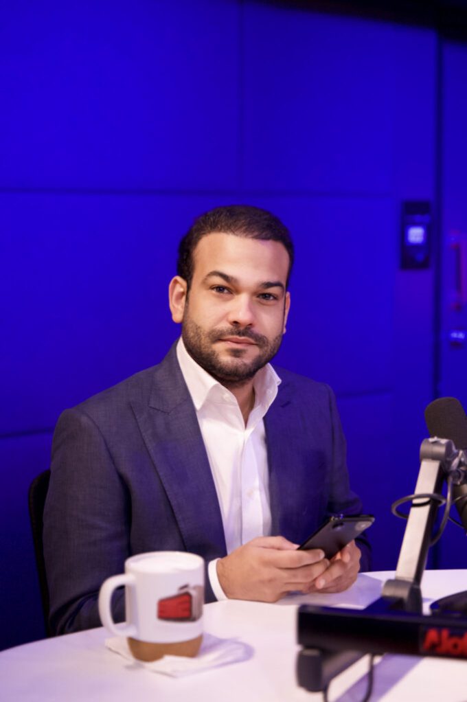 Saint-hilaire califica de "doble moral" los ataques de "Matrimonio Feliz" contra La Casa de Alofoke 2