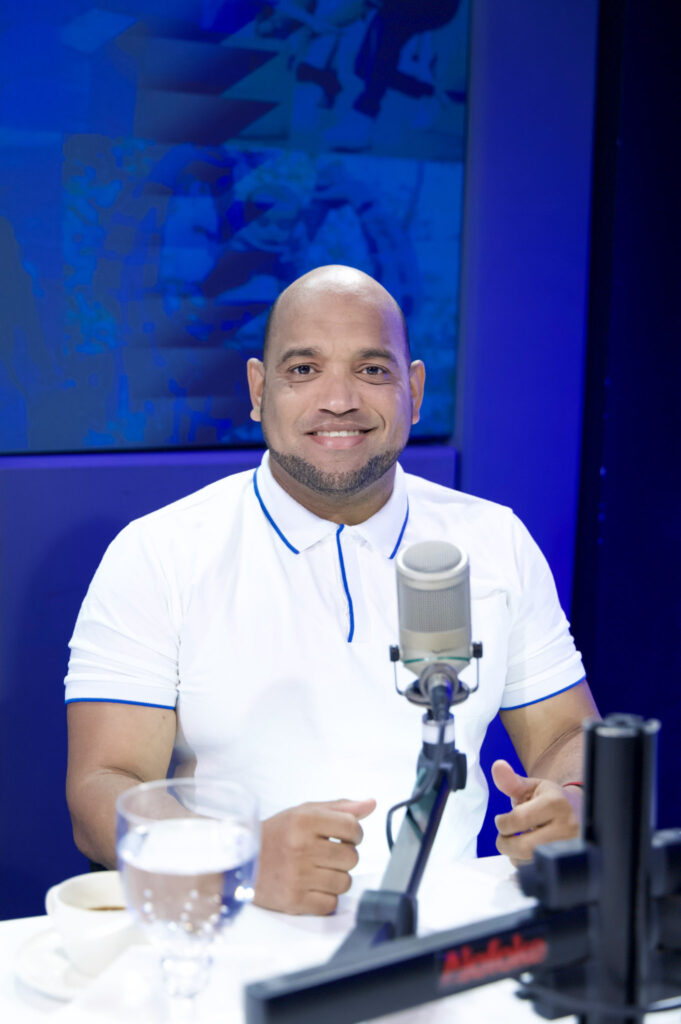 Jonatan Familia denuncia complicidad de la policía en peligrosas carreras clandestinas de motocicletas