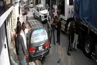 Coronel de Digesett bajo investigación tras agresión a conductor