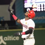 Lake firma histórico hit 500, pero Águilas frenan al Escogido 4-1