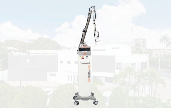 Instituto Espaillat Cabral introduce láser de última generación para procedimientos de oculoplastia