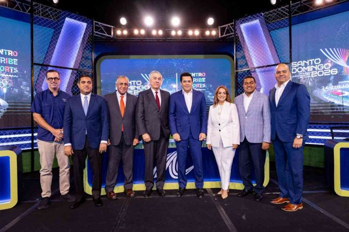 ASONAHORES reconoce a David Collado por los logros del sector turismo en su gestión