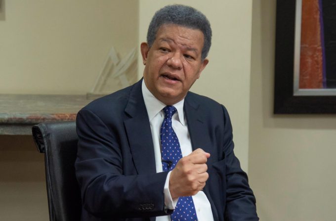 Gobierno del PRM en caída libre, según Leonel Fernández