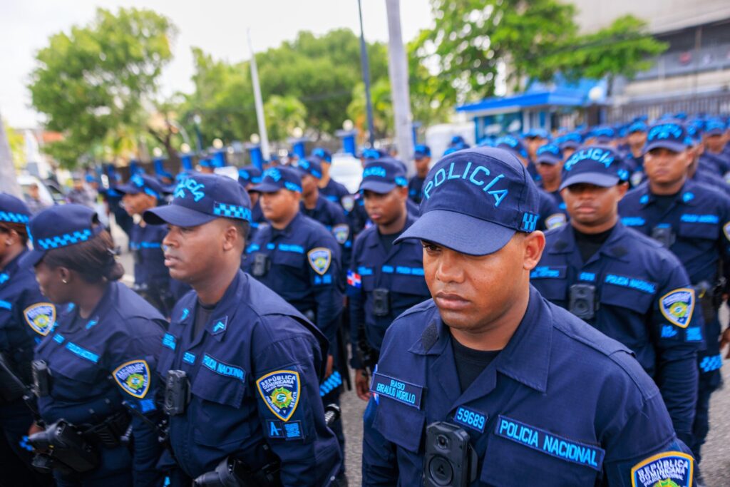 TC elimina penalización de relaciones homosexuales en la Policía y las Fuerzas Armadas