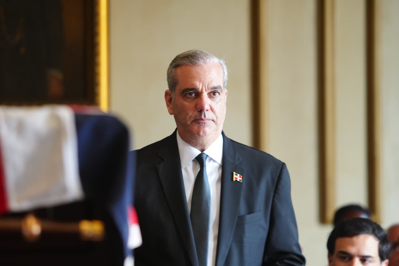 Abinader califica destituciones en la Opret y la ETED como “cambios apropiados y debidos”