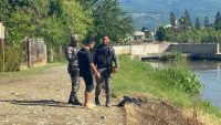 Encuentran recién nacido dentro de una mochila arrastrada por canal de riego de Cienfuegos de Santiago