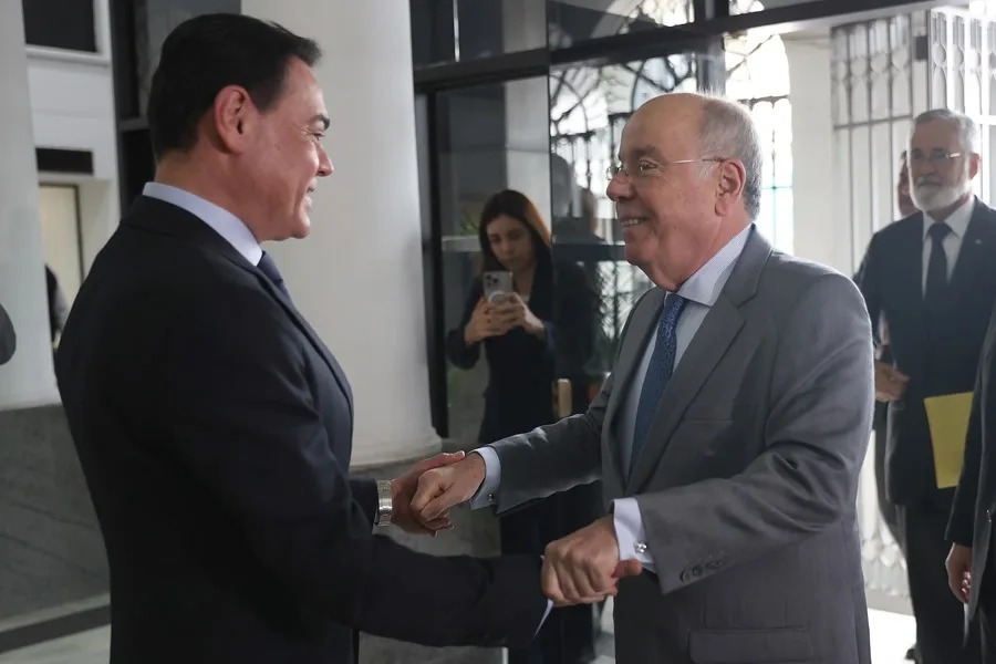 Paraguay da por cerrado el caso de espionaje tras recibir informe confidencial de Brasil