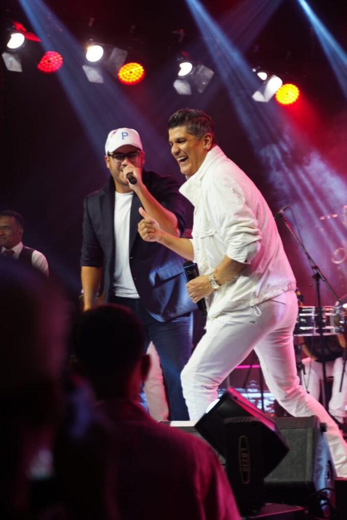 Eddy Herrera celebra su segundo Latin Grammy con concierto en La Casa de Alofoke 2 - Noticias de hoy en República Dominicana | De Último Minuto