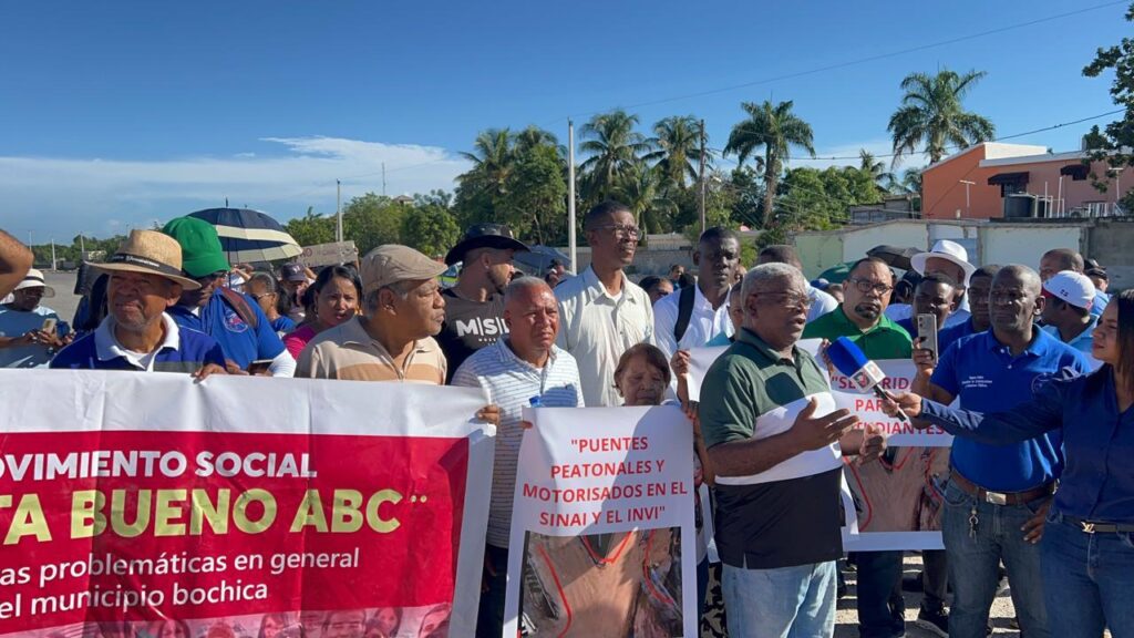 Protestan por ampliación de la Avenida Ecológica en Boca Chica | 1 | Protestan por ampliación de la Avenida Ecológica en Boca Chica - Noticias de hoy en República Dominicana | De Último Minuto