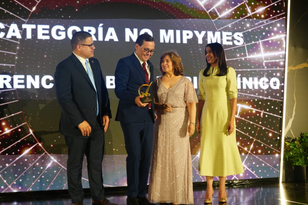 INDOCAL reconoce la excelencia en la gestión durante la ceremonia del Premio a la Calidad 2025 - Noticias de hoy en República Dominicana | De Último Minuto