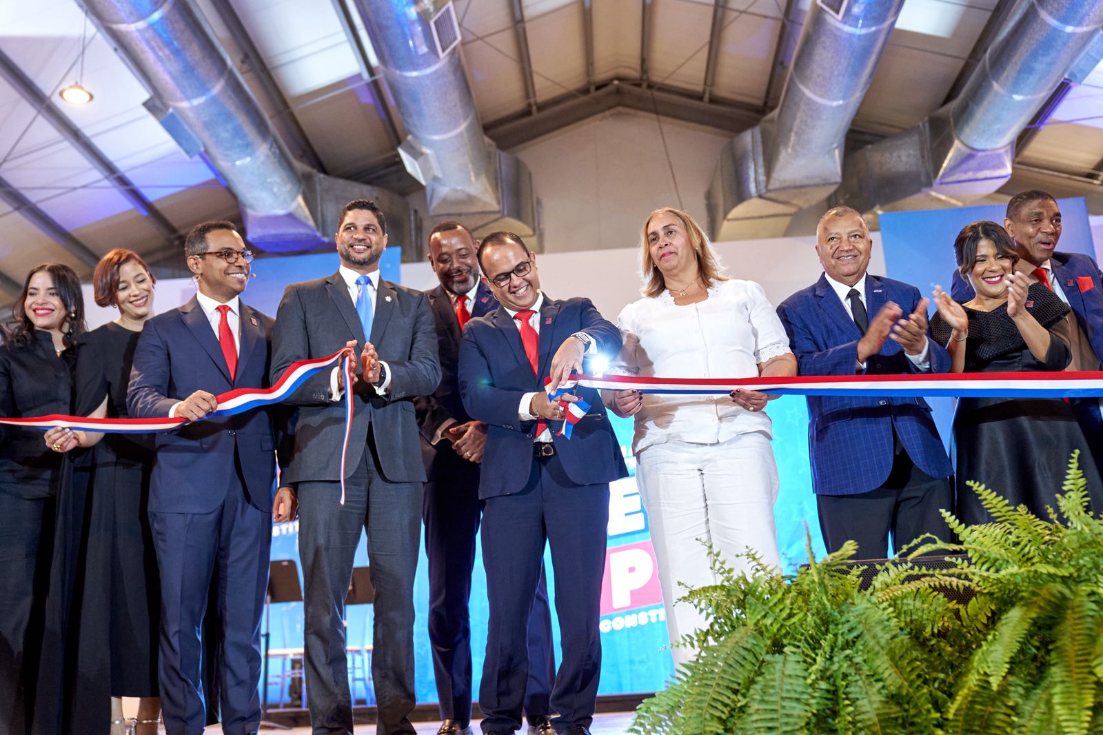 Inauguran Feria Multisectorial Expo Constitución 2025 en San Cristóbal