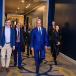 Abinader impulsa a RD hacia el mapa global de semiconductores en reunión anual de la SIA en California