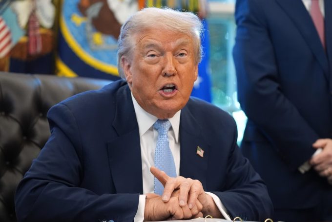 Trump contra la prensa: del "silencio, cerdita" a las presiones sobre grandes cadenas