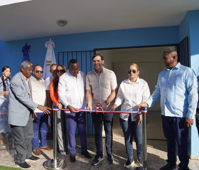 Ministerio de Cultura entrega totalmente renovada La Casa de la Cultura La Caleta