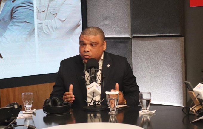 Diputado Ramón Raposo advierte sobre crisis y baja inversión en salud mental