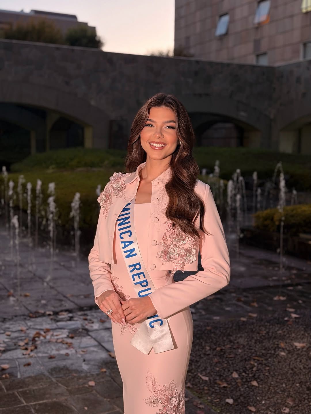 Ana Maspons, Miss Internacional RD deslumbró en competencia preliminar