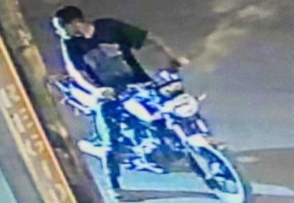 Hombre denuncia asalto armado en SDO