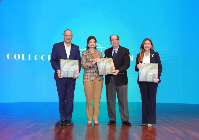 INICIA presenta su libro institucional Retrato de Mujer: Mirada femenina en la pintura dominicana