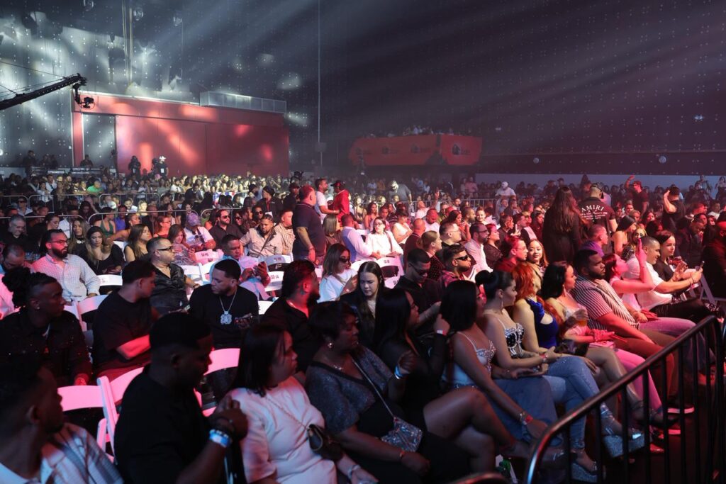 ¡Lleno total en el espectáculo de cierre de La Casa de Alofoke 2 ! - Noticias de hoy en República Dominicana | De Último Minuto