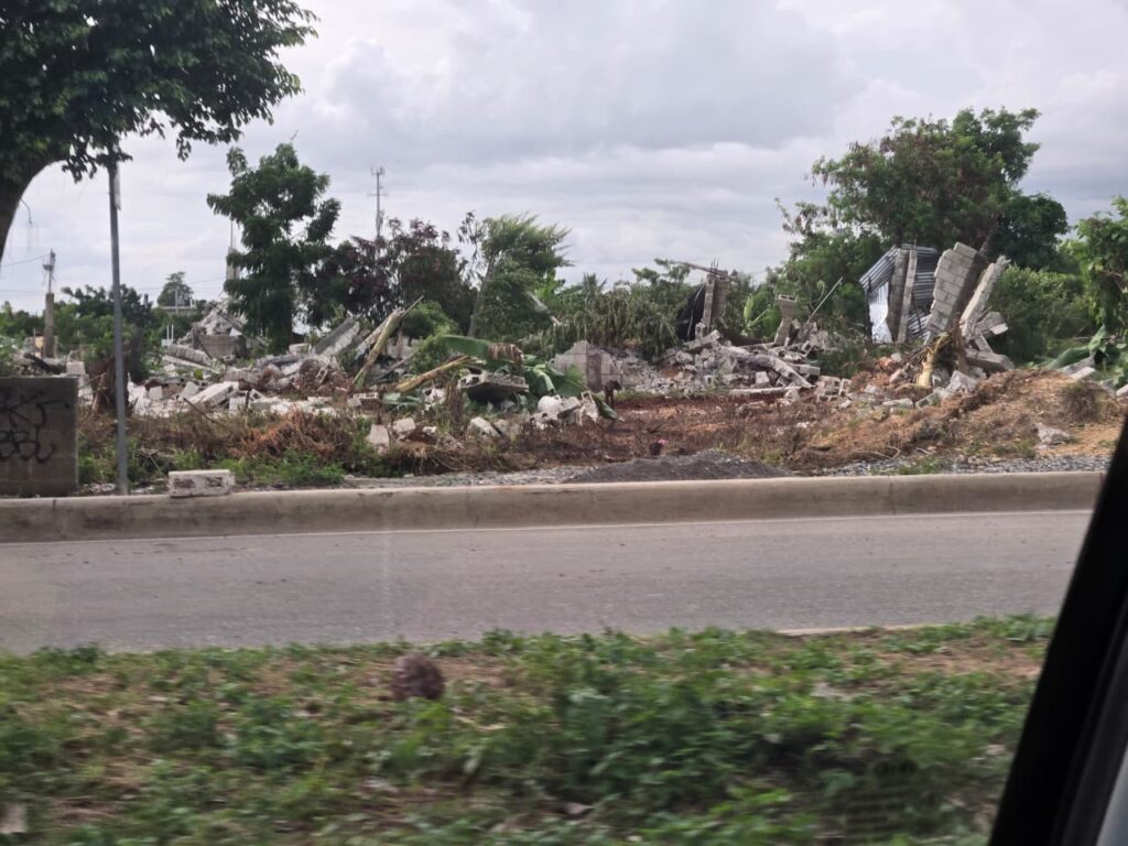 Desalojo en la urbanización Jericó I: lo que dejó una intervención sin aviso - Noticias de hoy en República Dominicana | De Último Minuto