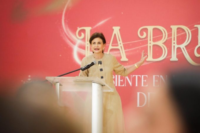 Raquel Peña lleva la “Navidad 360” a la Línea Noroeste