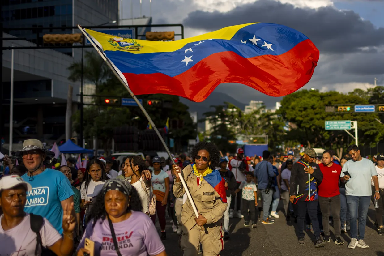 Cuba alerta sobre una eventual agresión de EE.UU. para "derrocar con violencia" a Maduro