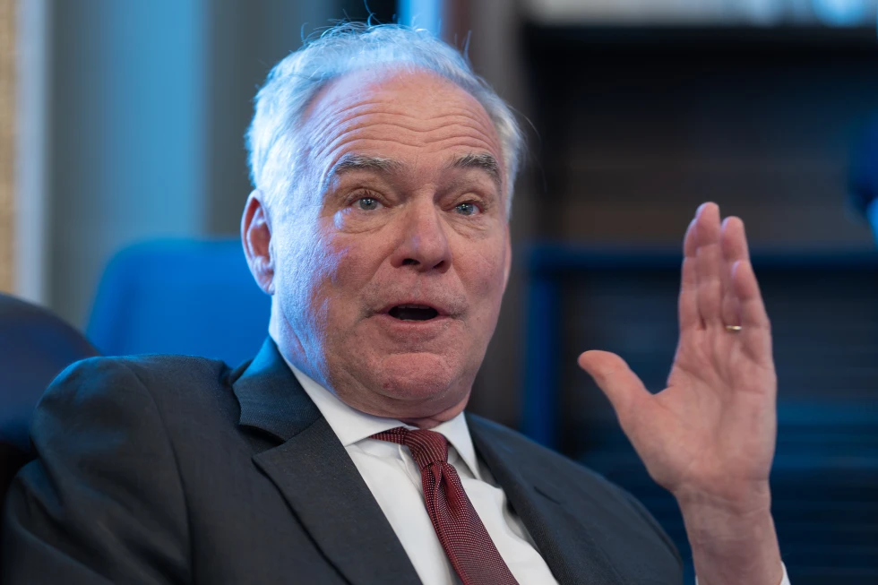 Legisladores apoyan revisiones del Congreso sobre ataques de EEUU a barcos en el Caribe