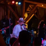 Fernando Villalona enciende «Fiesta Dominicana» en Panaca