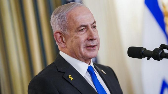 Netanyahu pide al presidente de Israel el indulto en su juicio por corrupción