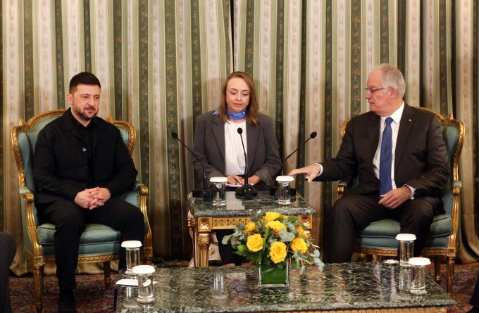 Zelenski prevé un acuerdo militar "histórico" con Francia y una visita productiva a España