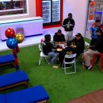 ¡Qué tá pasando aquí! Integrantes de la producción se adueñan de la Casa de Alofoke 2