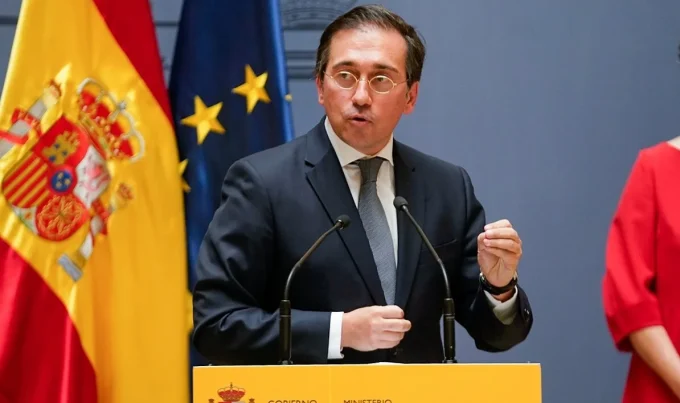 España condena los nuevos ataques rusos a Ucrania y trabaja por una paz "justa y duradera"