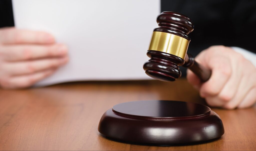 Condenan a 25 años a hombre que atentó contra oficial de la inteligencia militar rusa