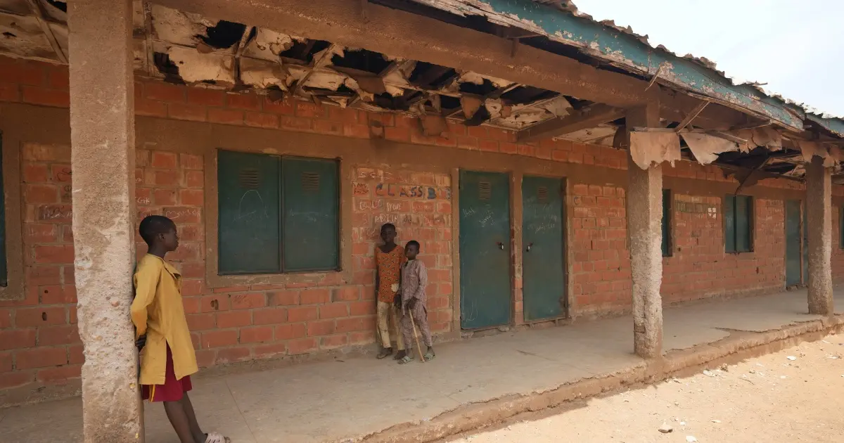 Ascienden a 303 los estudiantes secuestrados de un internado de Níger al norte de Nigeria