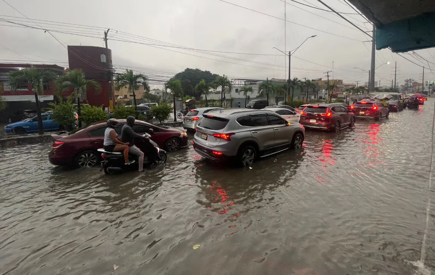 Varias vaguadas estarán ocasionando algunos aguaceros en distintas localidades