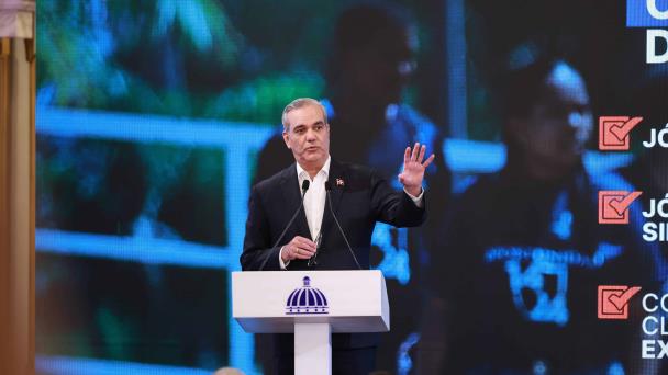 Abinader irá a reunión mundial de semiconductores en EE.UU.