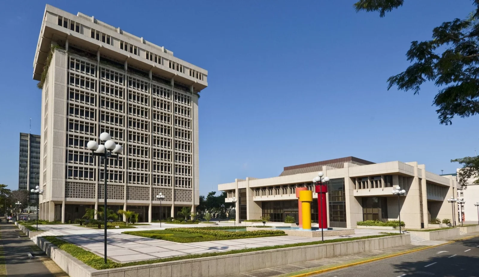 República Dominicana mantiene su tasa de política monetaria en el 5.25 % anual