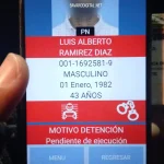 Detienen dominicano con alerta roja durante operativo nocturno en Bávaro